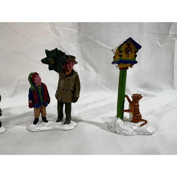 Lemax Christmas Village Accessories Lot of 4 Figurines Birdhouse Christmas Tree - Picture 2 of 8